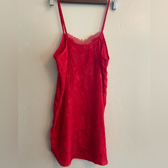 2🍒/$36~Kathryn Bombshell Red Camisole/Chemise/Slip Dress~Small - Picture 5 of 8